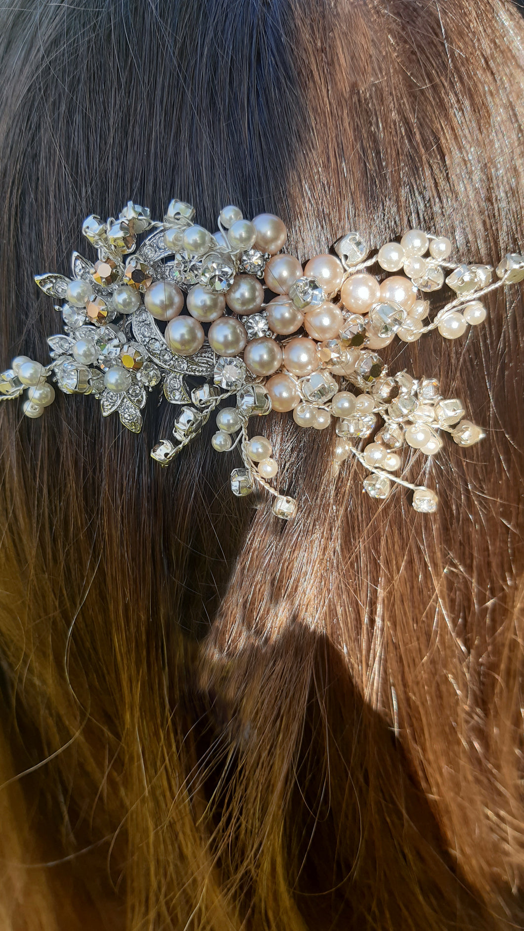 Blush pearl & crystal comb