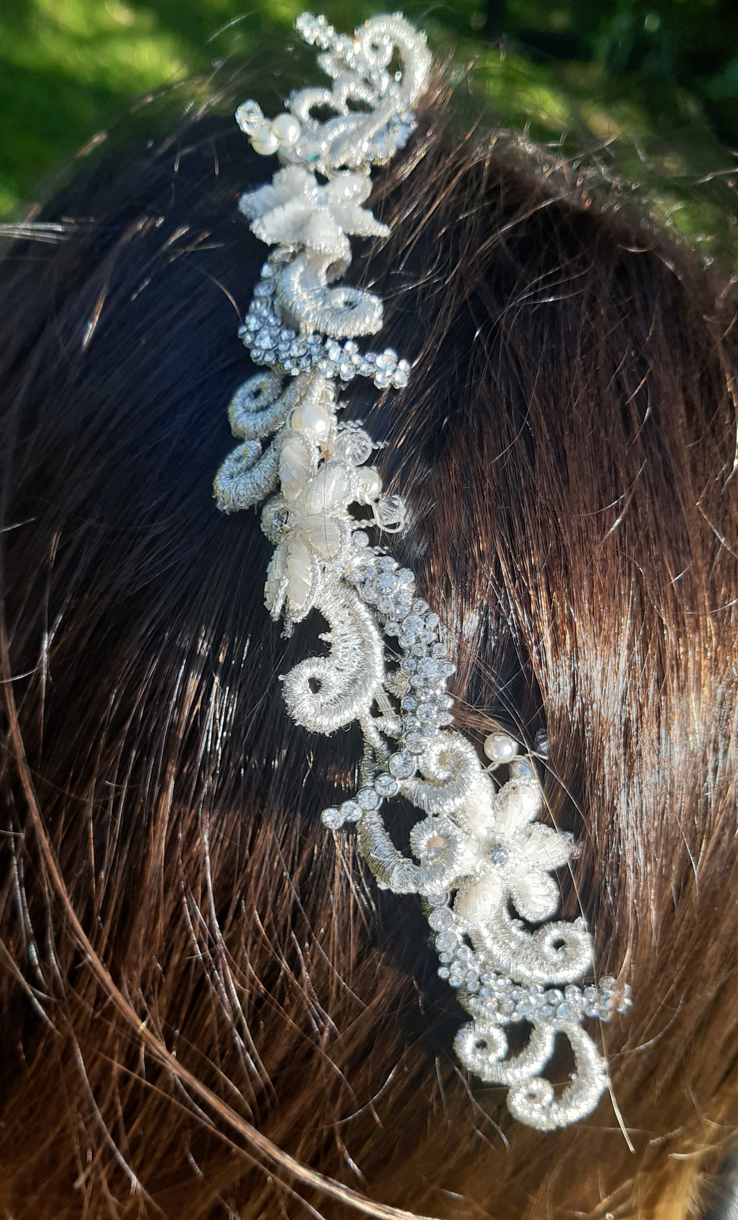 Vine shape, silver, pearl & diamante comb.